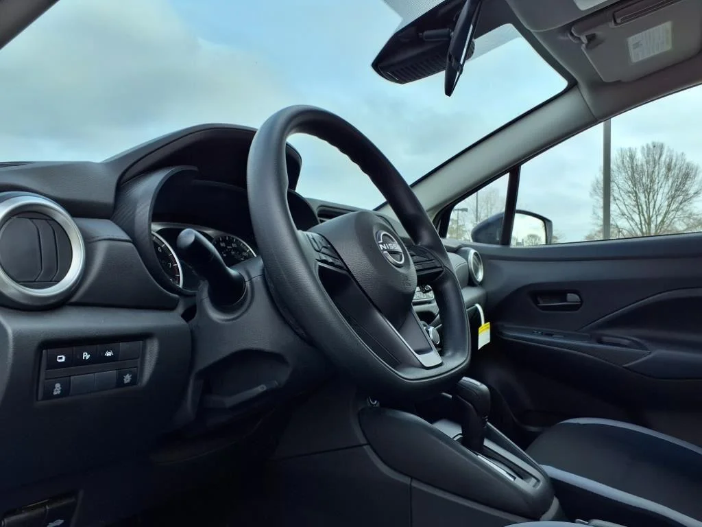 2025 Nissan Versa Sedan S - Photo 9