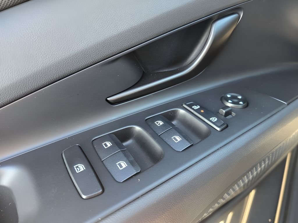 New 2026 Fluid Metal Hyundai SEL Sport Premium image 24