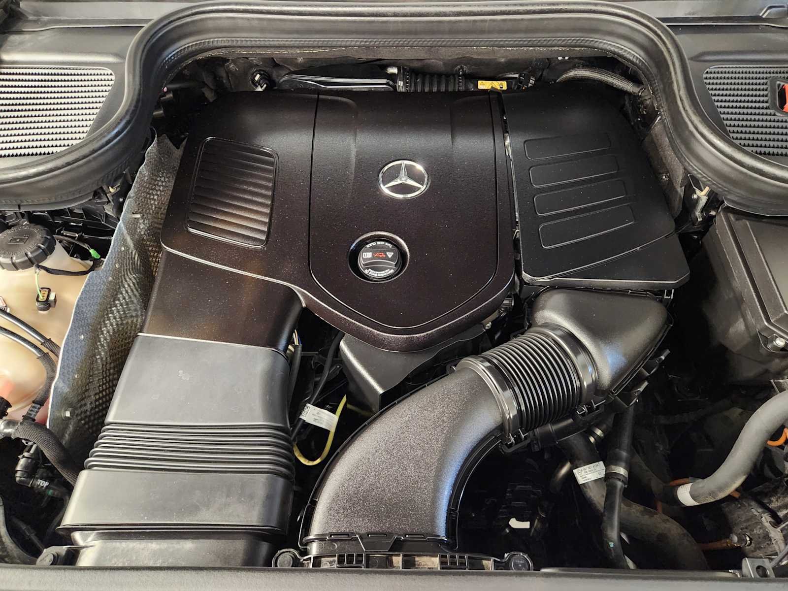 Used 2025 Black Mercedes-Benz GLE 350 image 32