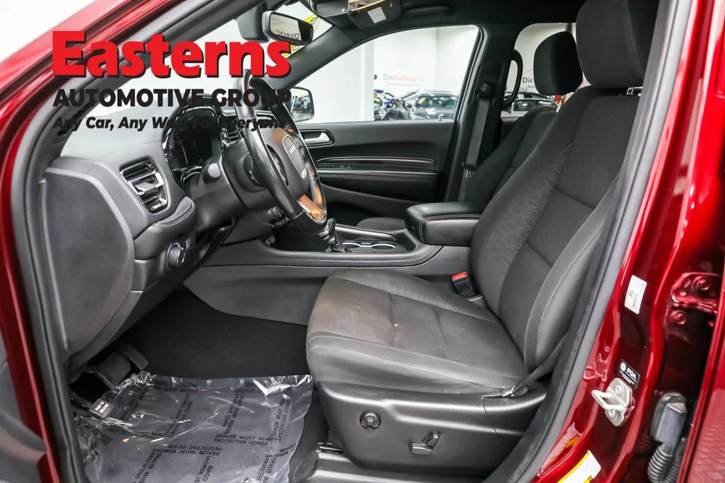 Used 2023 Red Dodge SXT image 14