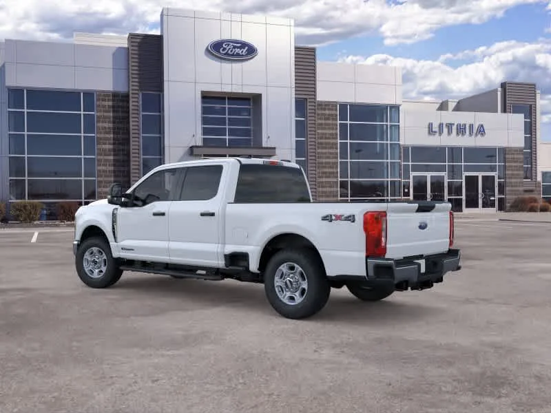 New 2026 Oxford White Ford F-250® XLT image 4