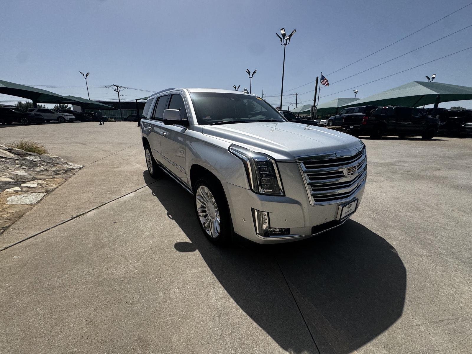 Used 2017 Radiant Silver Metallic Cadillac Platinum image 9