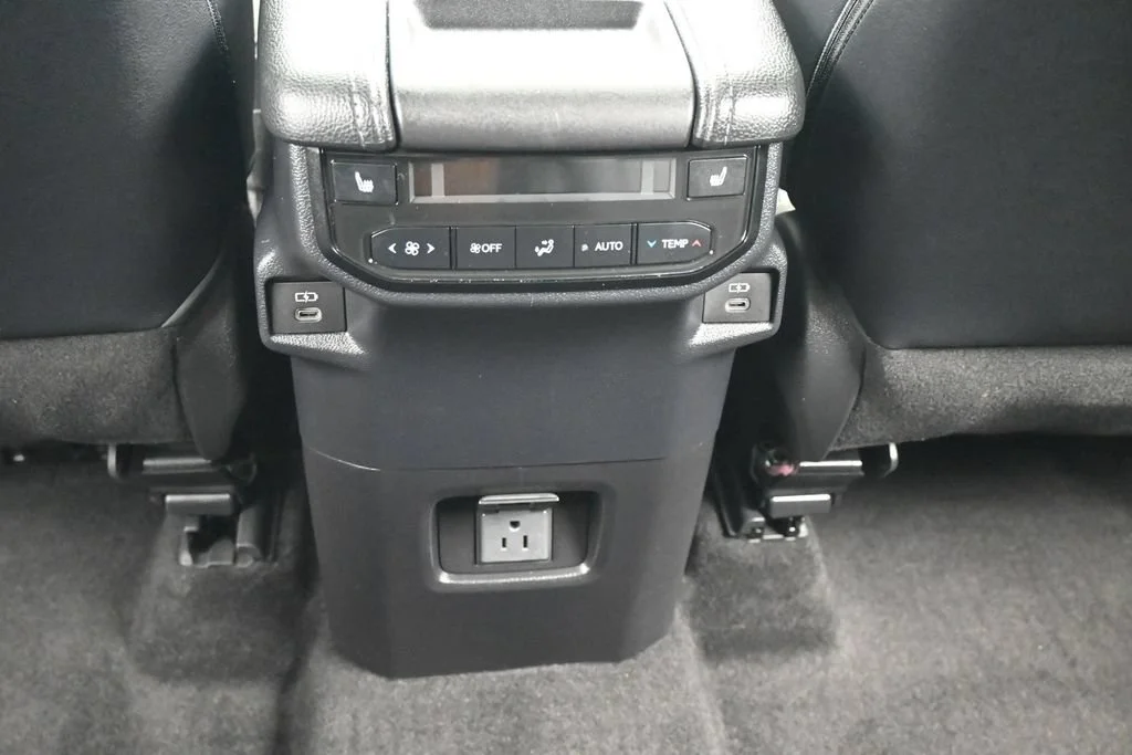 Used 2025 Cloud Toyota Limited image 41