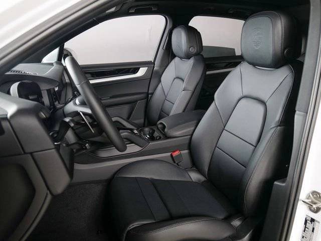 Certified Used 2026 White Porsche  image 5
