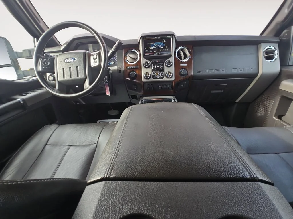 Used 2016 Blue Ford Lariat image 10