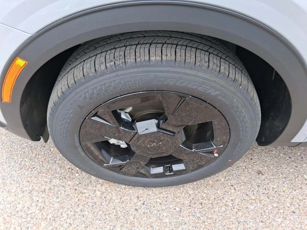 New 2026 Gray Kia X-Line image 29