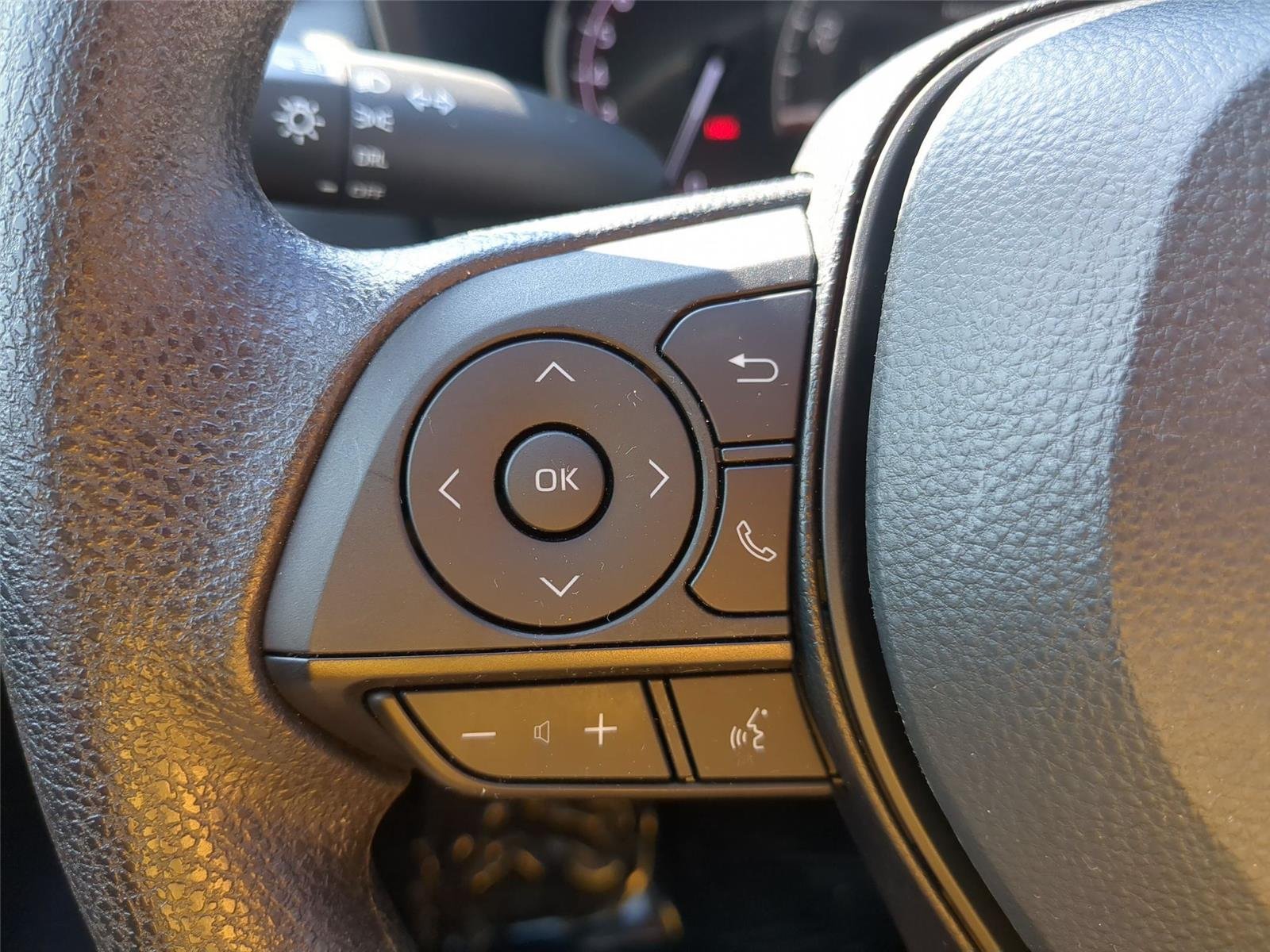 Used 2025 Silver Sky Metallic Toyota LE image 16
