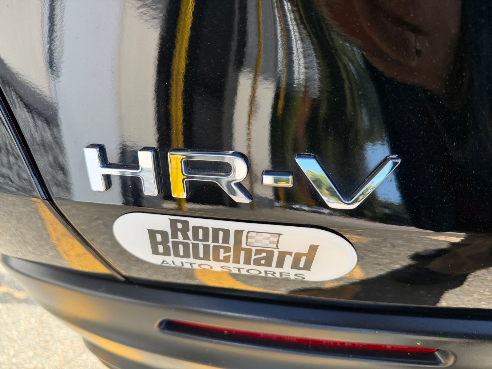 Certified Used 2024 Crystal Black Pearl Honda 5DR AWD LX image 39