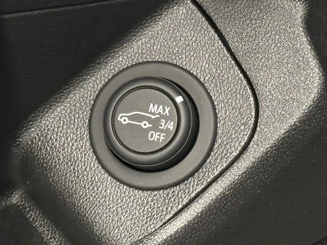 Used 2020 Black GMC SLT image 15