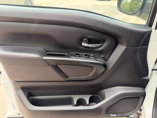 Used 2024 White Nissan PRO-4X image 27