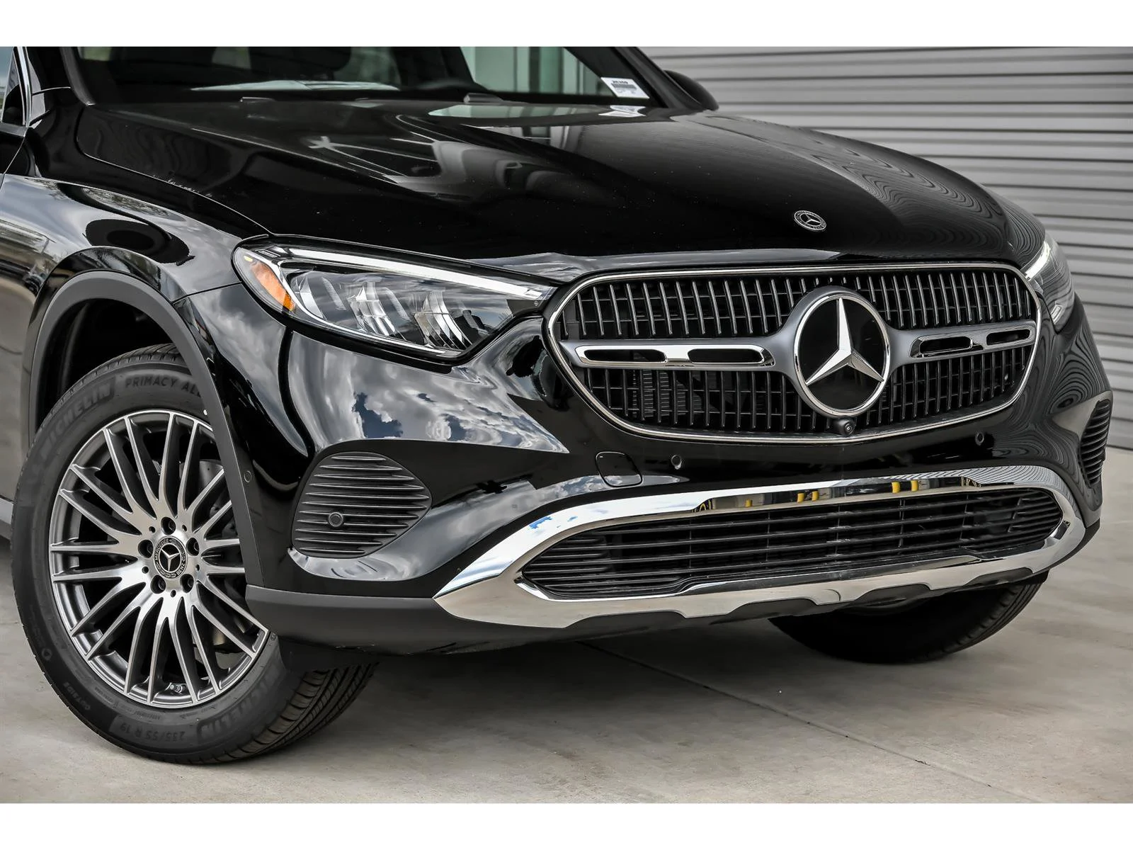 New 2026 Black Mercedes-Benz GLC 300 image 29