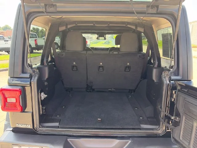 Used 2024 Black Jeep Rubicon image 27