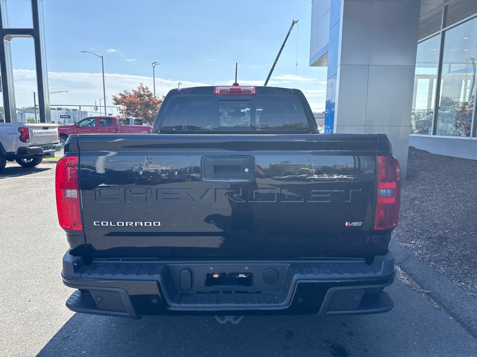 Used 2021 Black Chevrolet Z71 Midnight Edition with Technology Package image 7
