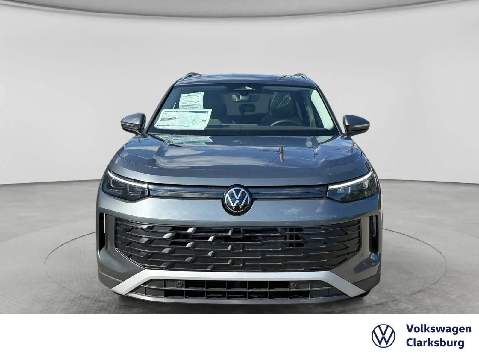 New 2026 Platinum Gray Metallic Volkswagen SE image 2