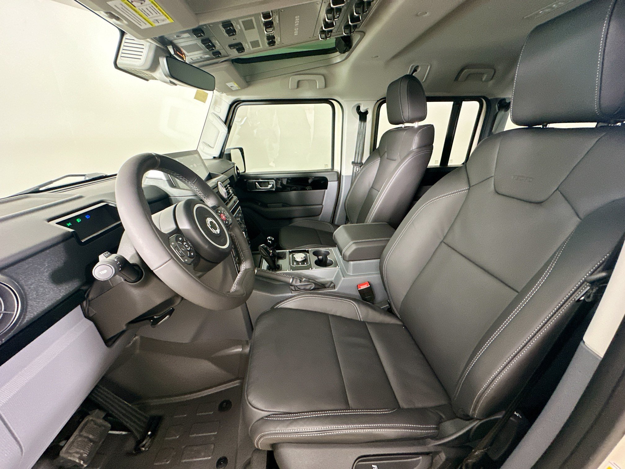New 2026 Scottish White INEOS Fieldmaster Edition image 35