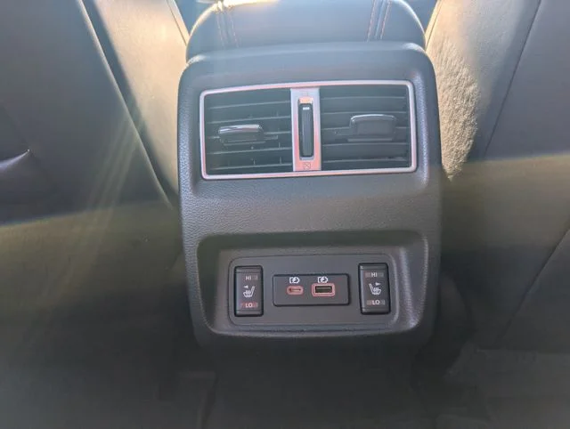 Used 2019 Orange Nissan Platinum image 18