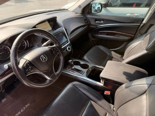 Used 2015  Acura 3.5L Technology Package image 2