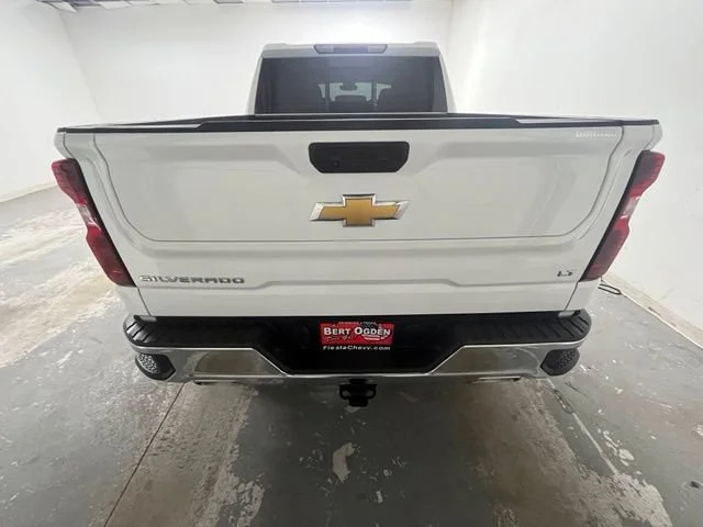 Used 2026 Summit White Chevrolet LT image 8