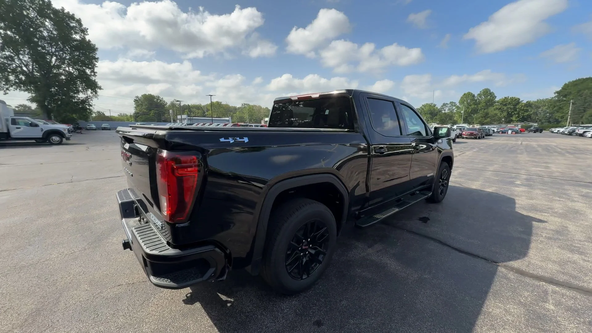 New 2026 Onyx Black GMC Elevation image 56