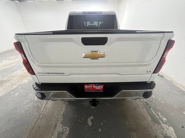 Used 2026 Summit White Chevrolet LT image 8