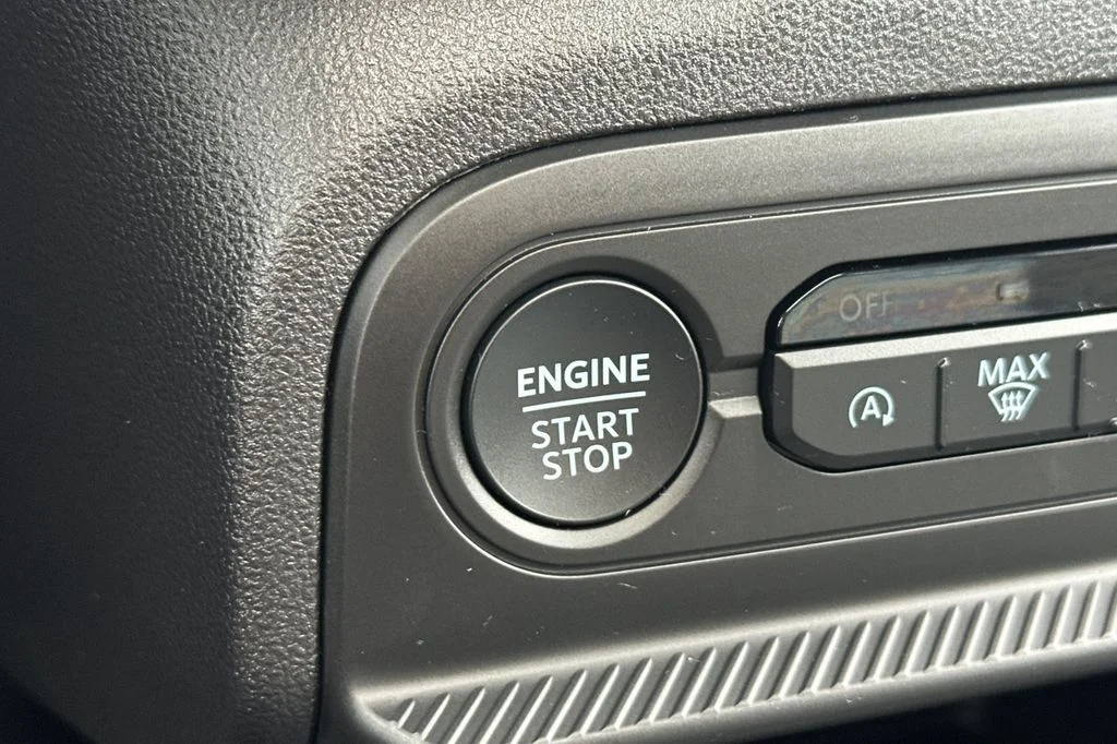 New 2026 Azure Gray Metallic Ford Badlands® image 23