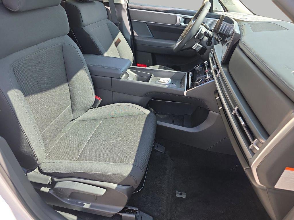 New 2026 Serenity White Hyundai SE image 22