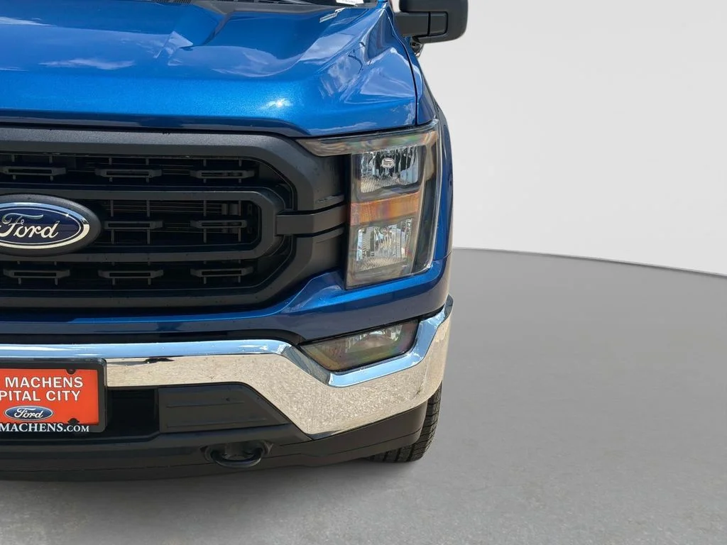 Used 2023 Atlas Blue Metallic Ford XL image 11
