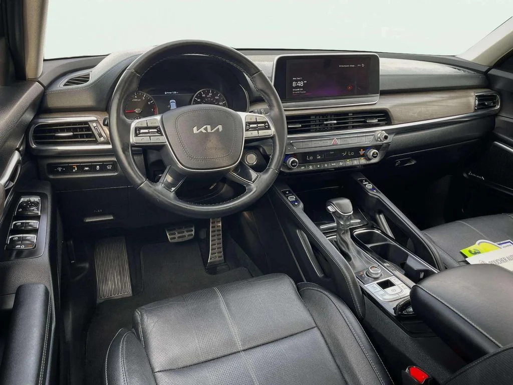 Used 2022 Gravity Gray Kia SX image 38