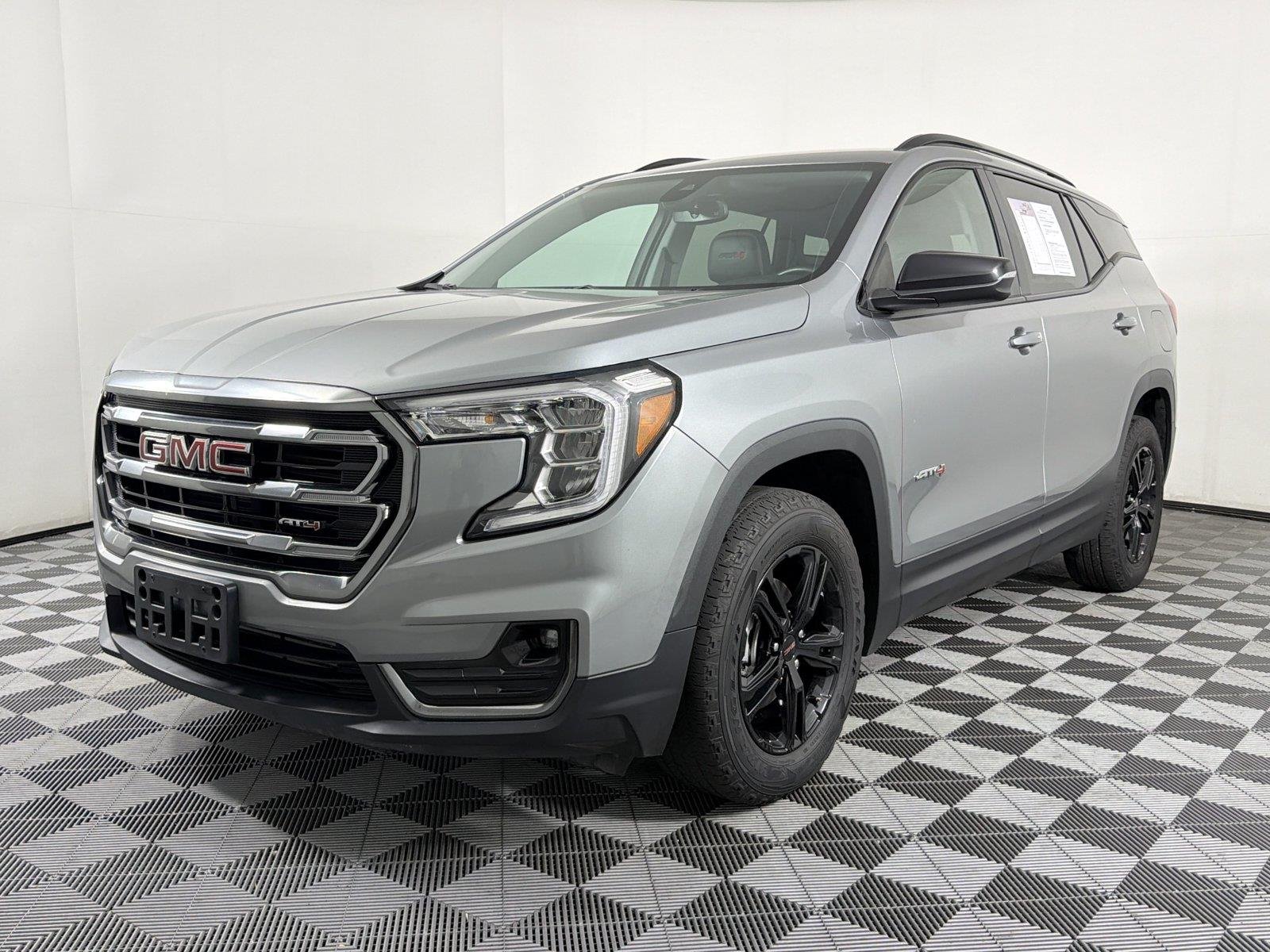 Certified Used 2024 Sterling Metallic GMC AT4 image 30