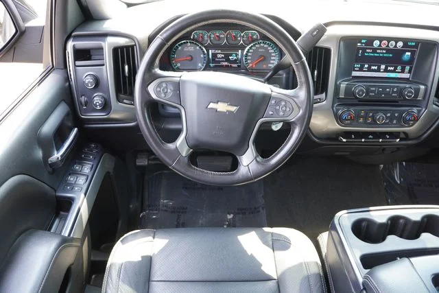 Used 2018 Black Chevrolet LT image 21