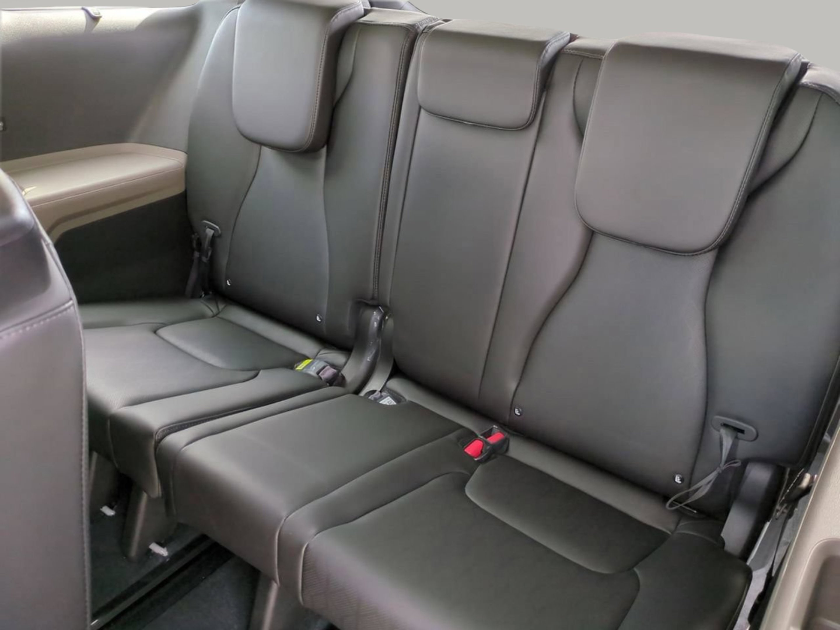 New 2026 Ivory Silver Kia EX image 17