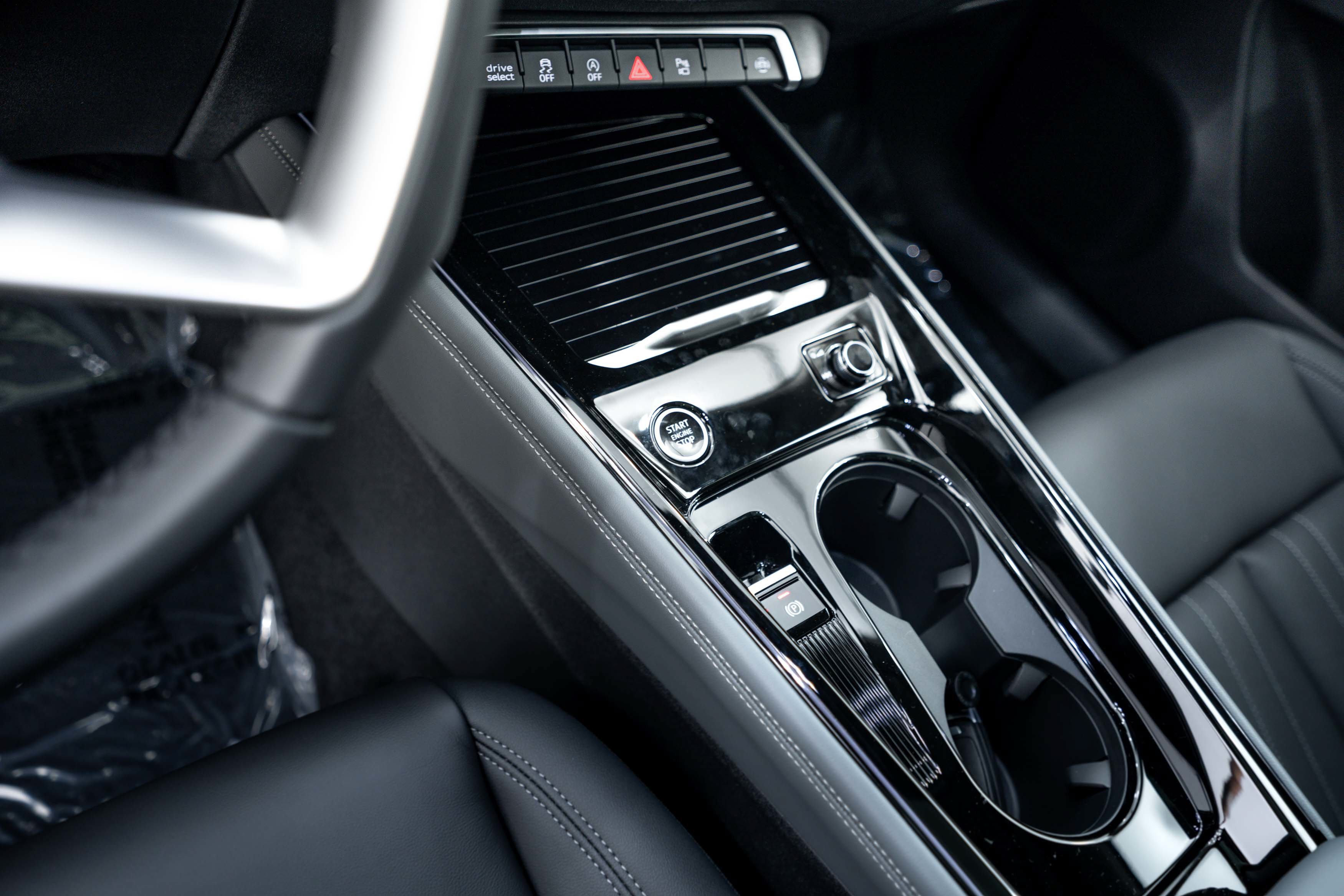 New 2026 Daytona Gray Audi S line image 10