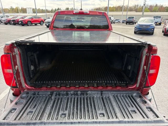 Used 2015 RED ROCK METALLIC Chevrolet 4WD Z71 image 5