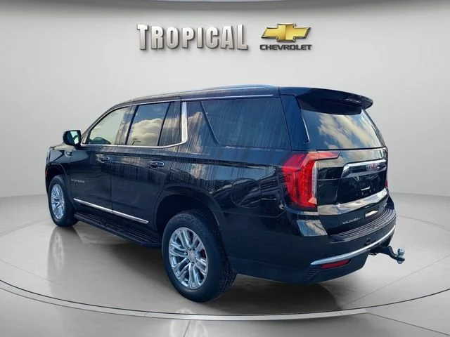 Used 2023 Onyx Black GMC SLT image 3