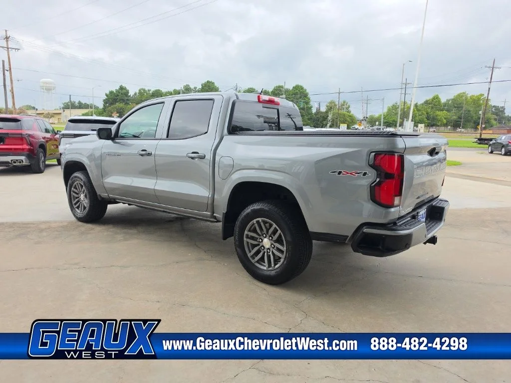 Used 2025 Gray Chevrolet LT image 7