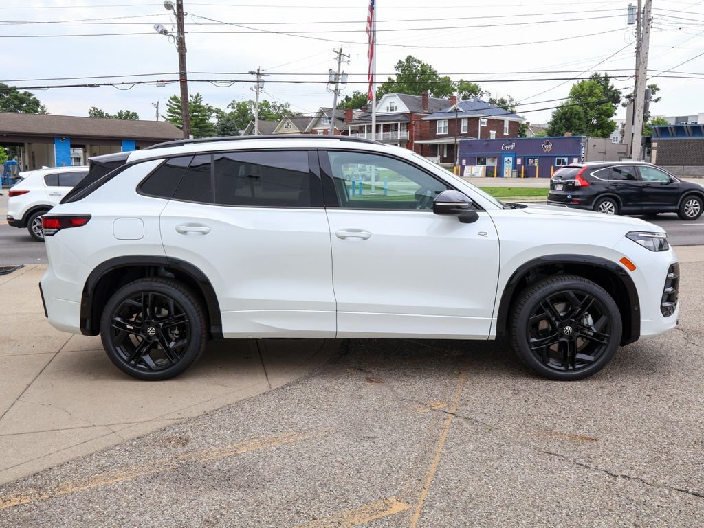 New 2026 White Volkswagen 2.0T SE R-Line Black image 6