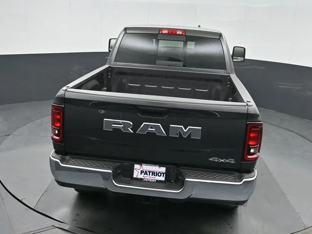 New 2026 Granite Crystal Metallic Clear-Coat Exterior Paint RAM Tradesman image 32