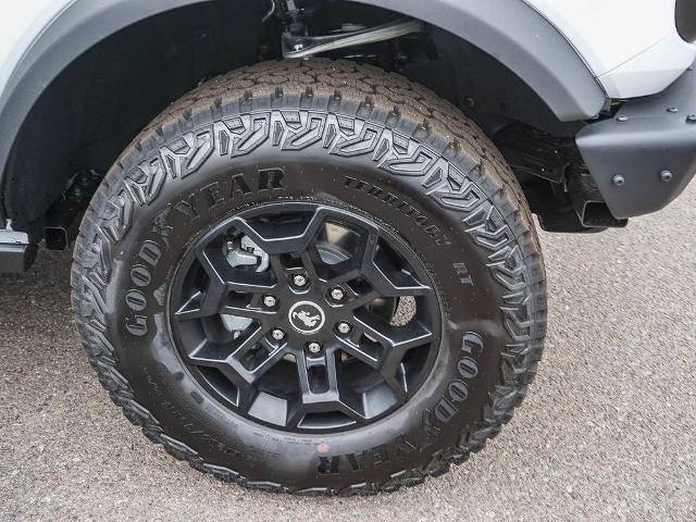 New 2026 Oxford White Ford Badlands image 34