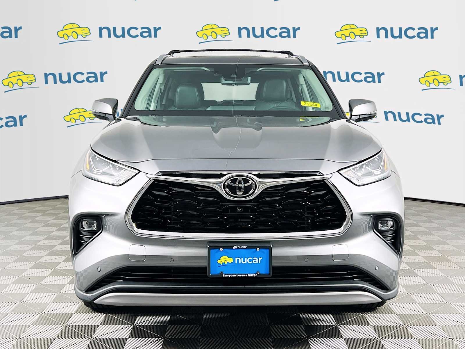 2026 Toyota Highlander — photo 3