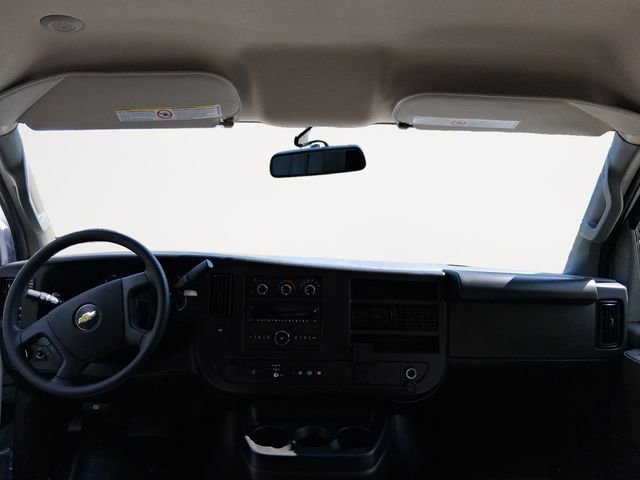 2025 Chevrolet Express Cargo Work Van - Photo 10
