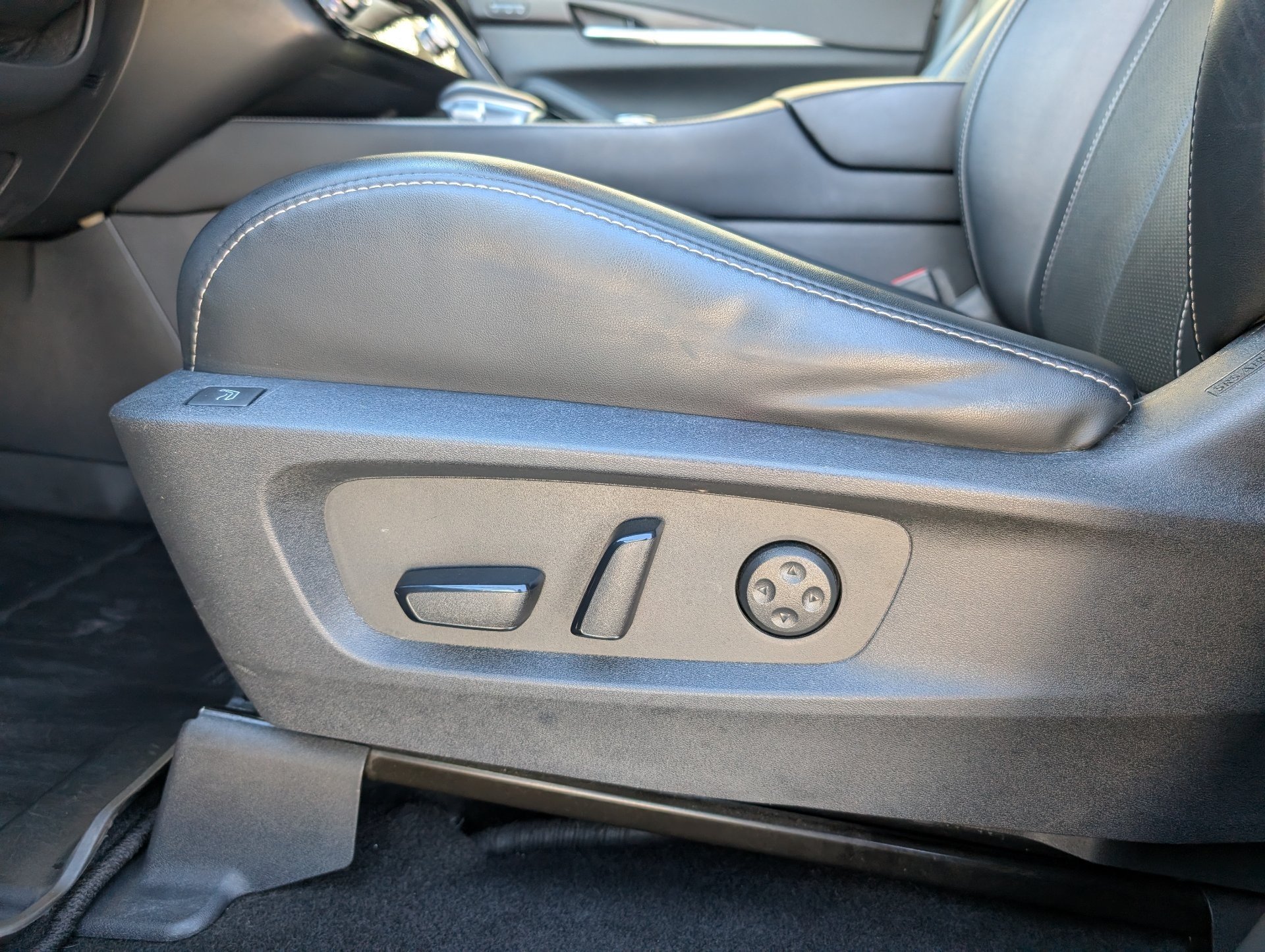 2023 INFINITI QX60 SENSORY - Photo 21