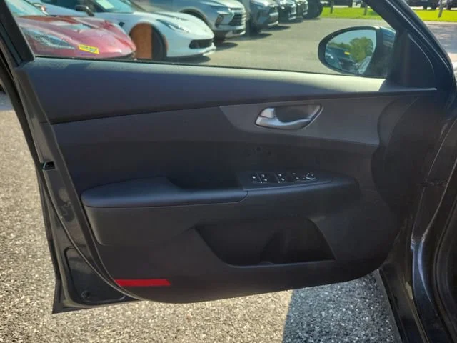 2019 Kia FORTE LXS - Photo 19