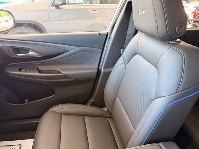 2026 Buick Envista Sport Touring - Photo 29