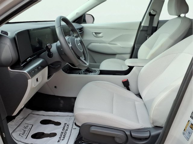 Used 2026  Hyundai SEL Sport image 18