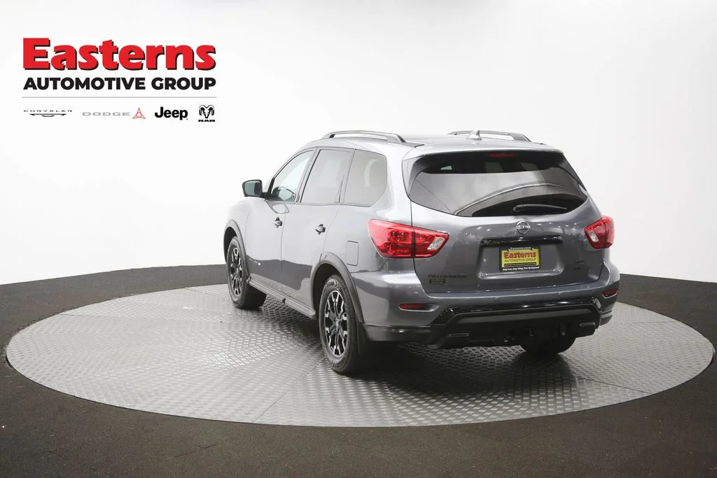 Used 2020 Gray Nissan SL image 74