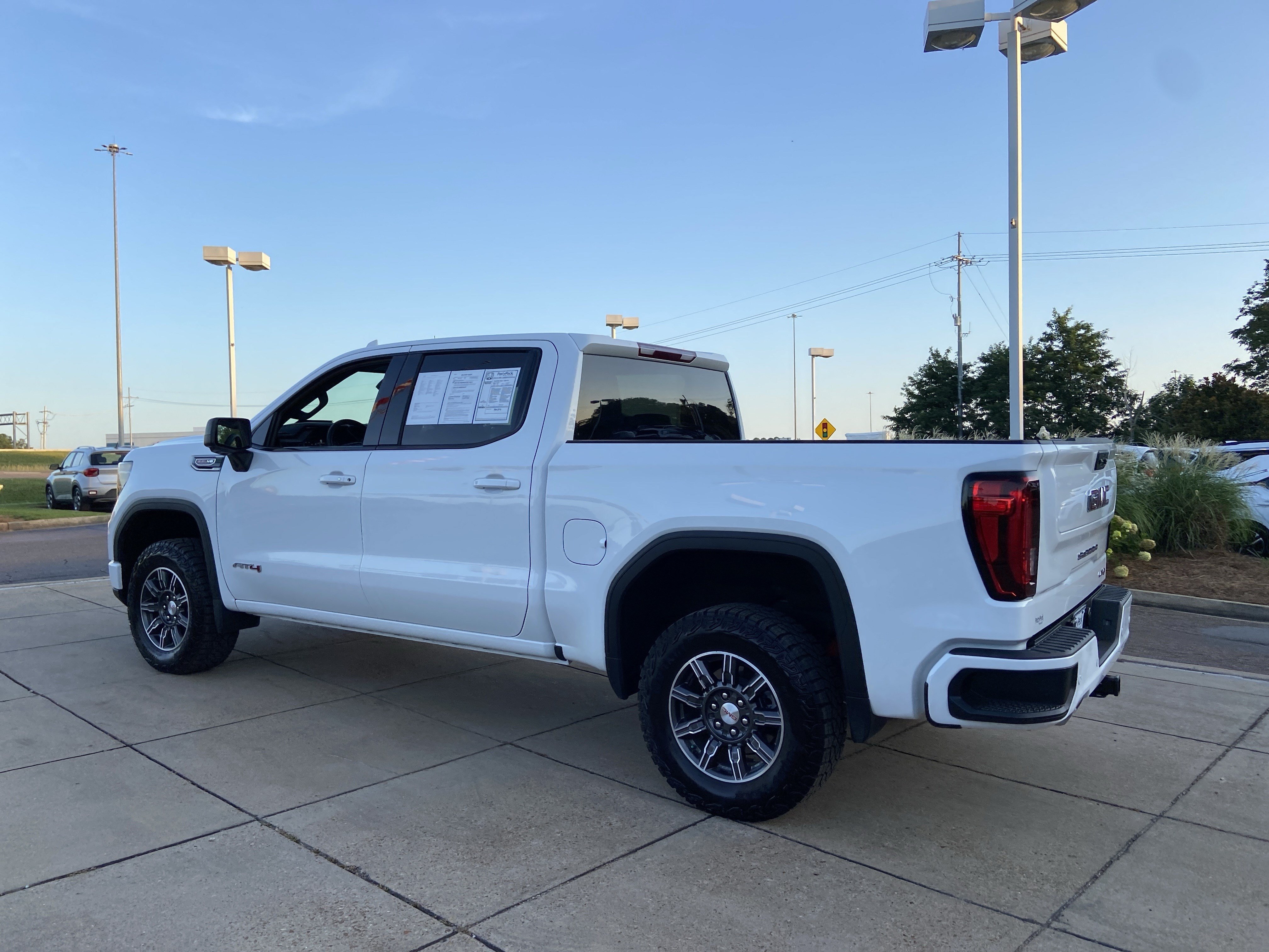 Used 2025 Summit White GMC AT4 image 8
