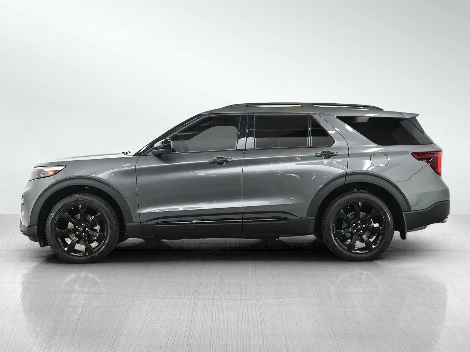 Used 2024  Ford ST-Line image 2