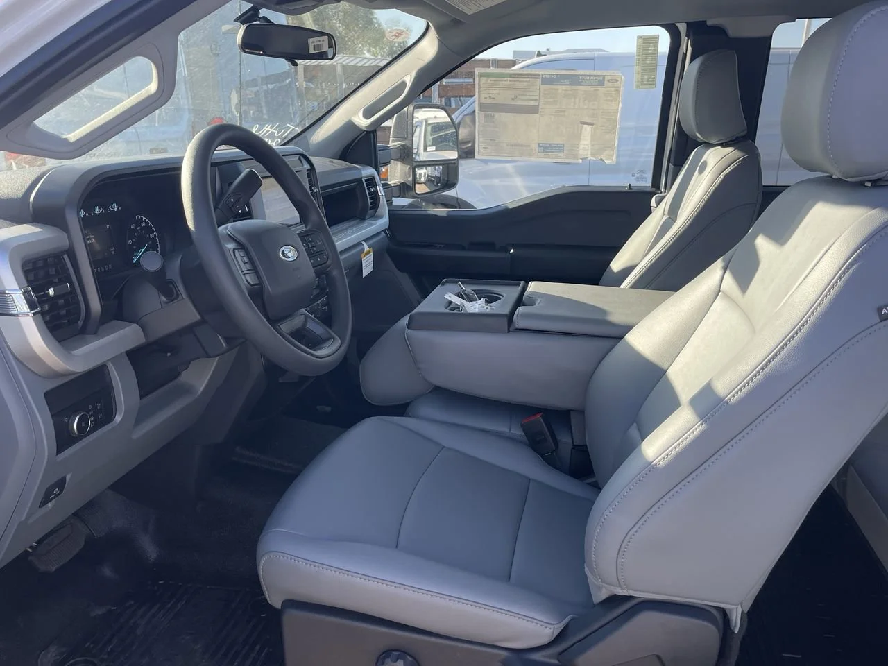 New 2026 Oxford White Ford XL image 17