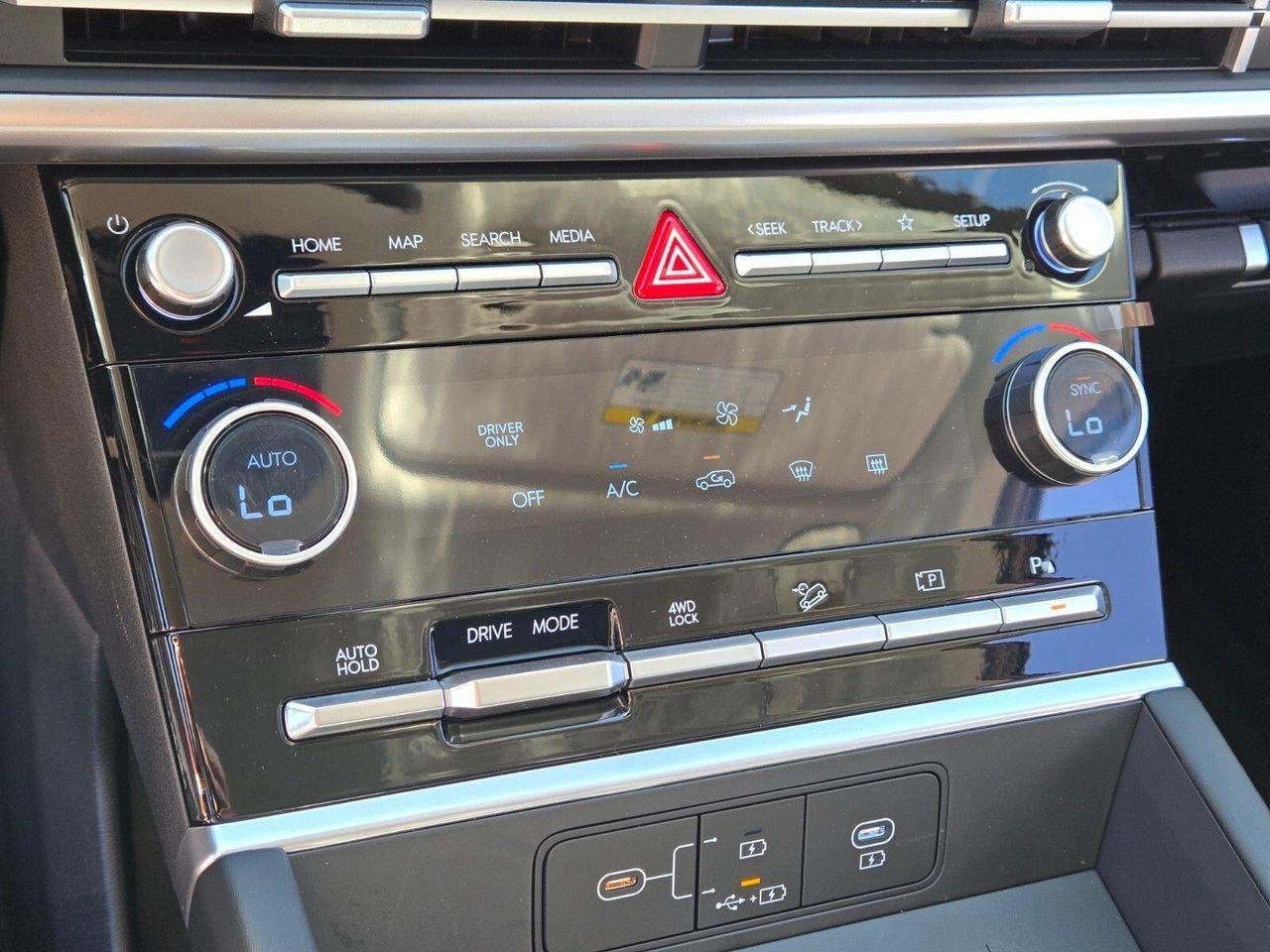 2026 Hyundai Santa Fe SE - Photo 13