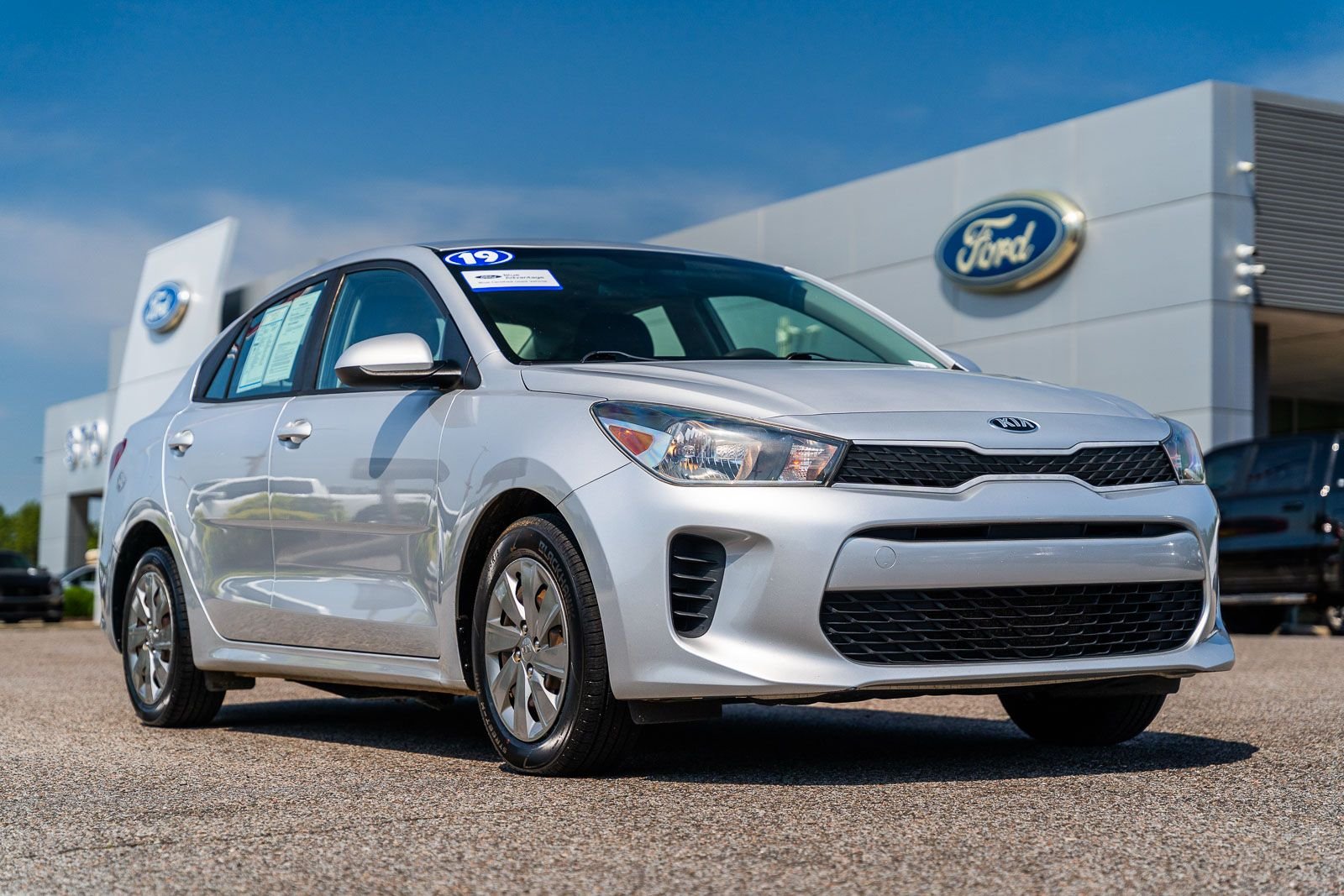 2019 Kia Rio S AT's photo